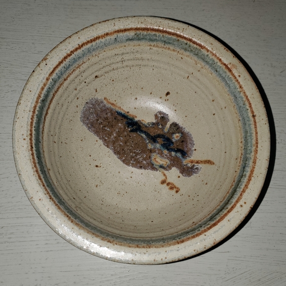 Large Handmade Artisan Eathenware Pottery Hand Painted Serving Decorative Bowl - Picture 4 of 4